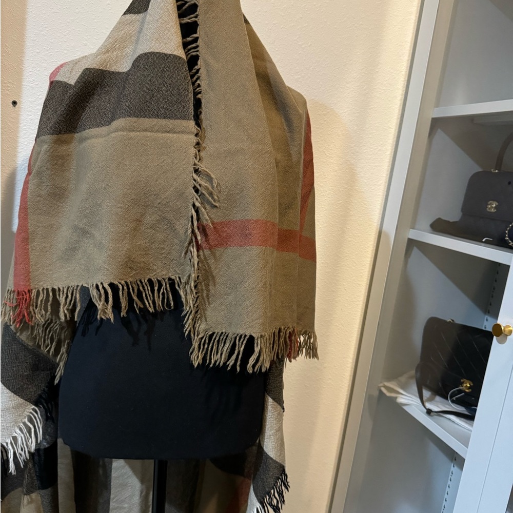 Burberry Merino scarf - Picture 10 of 11